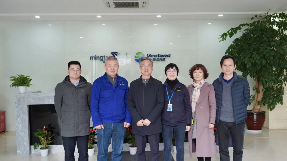 杭州市發(fā)改委副書記朱師鈞一行蒞臨我司參觀、指導工作